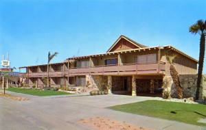 Coral Reef Motel, 400 Park Street, Alameda, California, mailed 1968